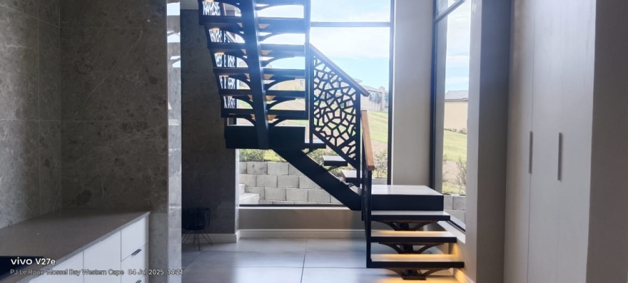 4 Bedroom Property for Sale in Seemeeu Park Western Cape